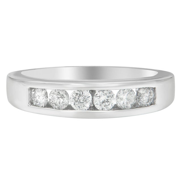 Contemporary 14K White Gold 3/4ct. TDW Diamond Channel Band Ring (H-I, I1-I2) For Sale - Image 3 of 4