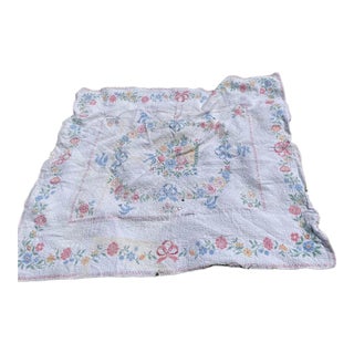Vtg Handquilted and Embroidered Quilt with Flower Design For Sale
