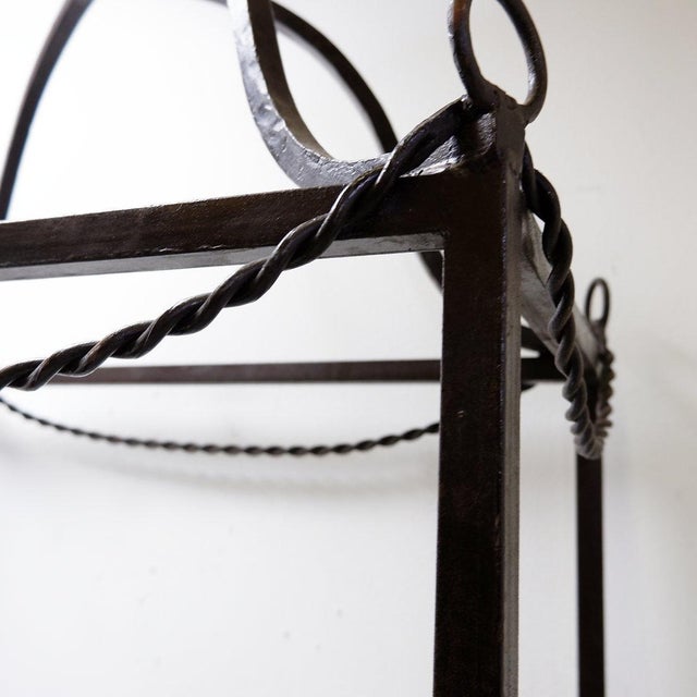 intage - Decoration - Home Decor Vintage black metal pagoda-style shelving unit with four glass shelves. Measures : W:86 -...
