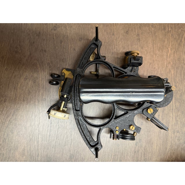 Nautical Marine Sextant by H. Hughes, London 1944 Original Mahogany Box, No Key For Sale - Image 4 of 12