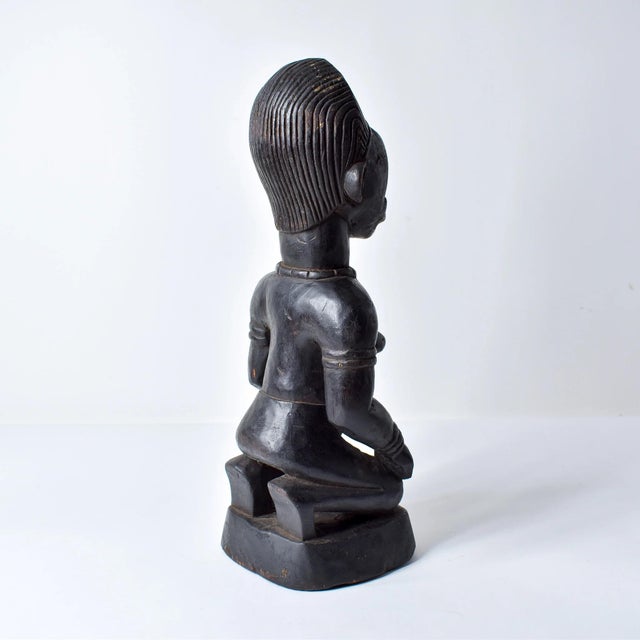 Early 20th Century Kongo Kneeling Female Wood Figure For Sale - Image 9 of 15