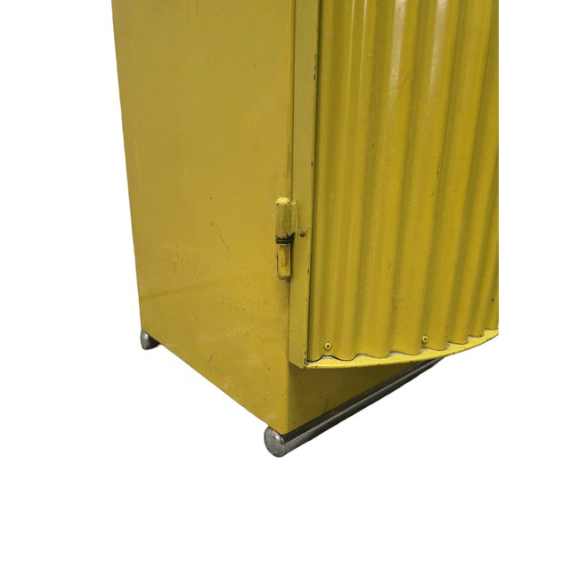 Vintage Industrial Office Cabinet in Yellow Lacquered Steel, 1970s For Sale - Image 6 of 8
