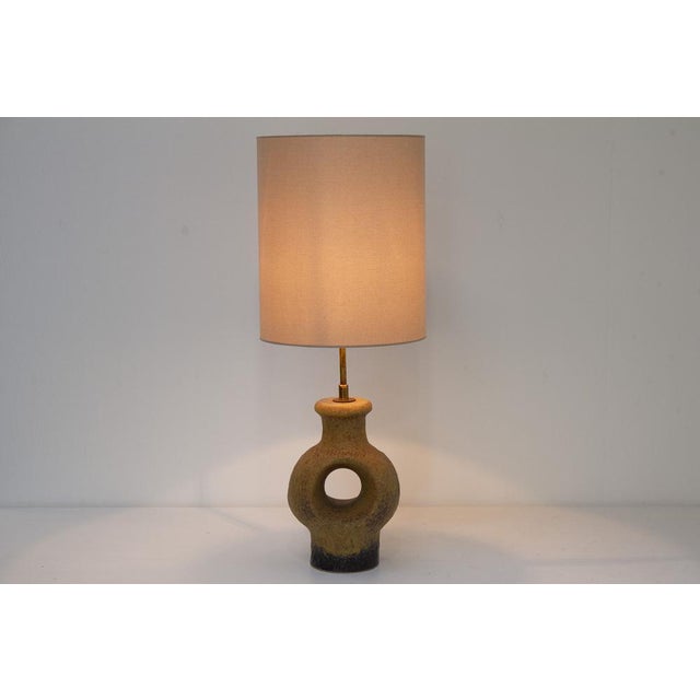 Mid-Century Modern Danish Circular Stoneware Table Lamp, 1960s For Sale - Image 5 of 18