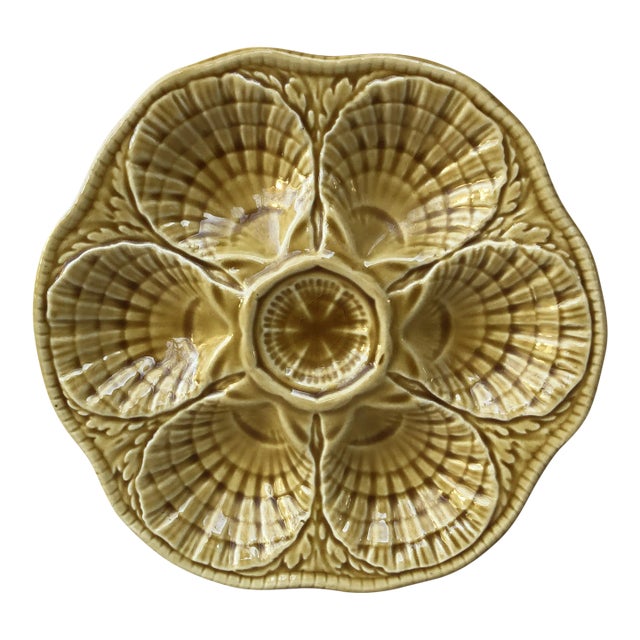 1930 Sarreguemines Yellow Majolica Oyster Plate For Sale