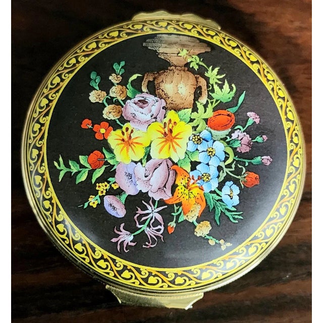 1970s Bilston & Battersea English Fine Enamel Round Box W/Lid For Sale - Image 5 of 11