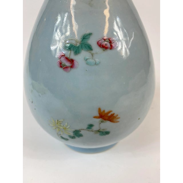 Baby Blue Mid 18th Century Painted Porcelian Vase For Sale - Image 8 of 10
