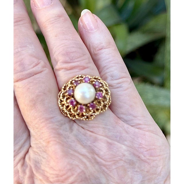 18k Yellow Gold Domed Basket-Weave Pearl and Ruby Cocktail Ring For Sale - Image 11 of 12