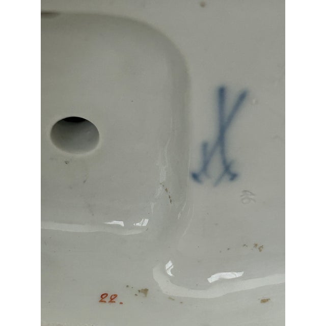 19th Century Meissen Porcelain Courting Couple Romantic Gallant Scene For Sale - Image 5 of 5