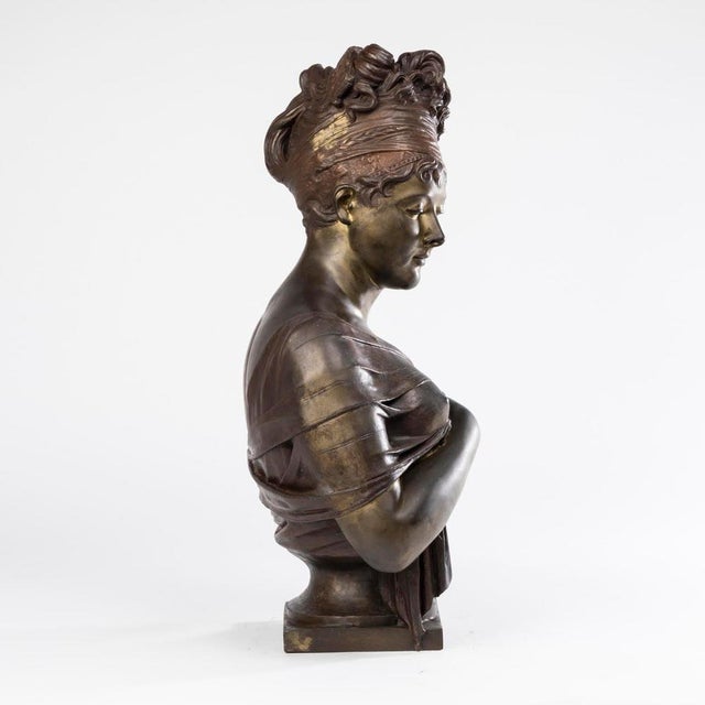 Sculpture of the Bust of Madame Récamier in Patinated Bronze For Sale - Image 5 of 15