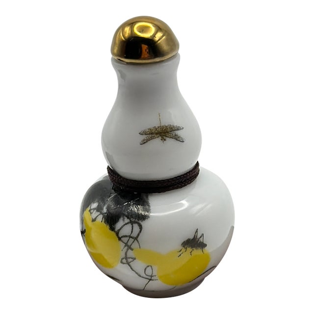 Small Painted Porcelain Tube Shape Snuff Bottle For Sale