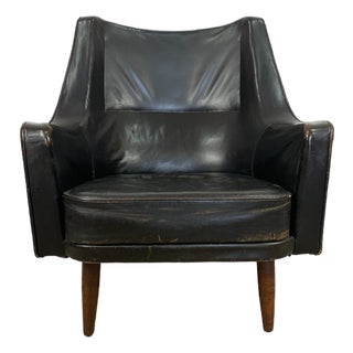 Black Leather Lounge Chairs attributed to Ib Kofod-Larsen, Denmark, 1960s, Set of 2 For Sale
