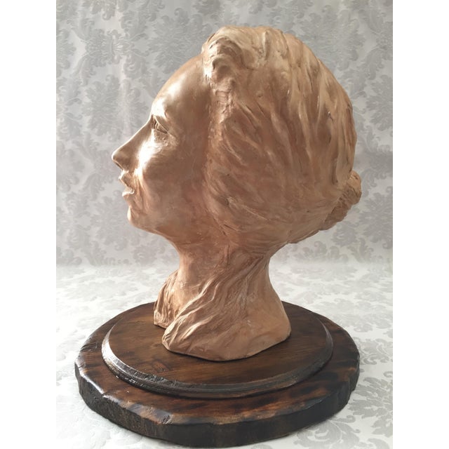 Statue Sculpture in Raw Earth of Woman, 1950s For Sale - Image 4 of 12