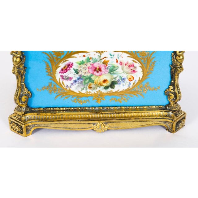 Ceramic Antique 19th Century French Porcelain and Ormolu Jewellery Casket from Sèvres, 1860s For Sale - Image 7 of 18