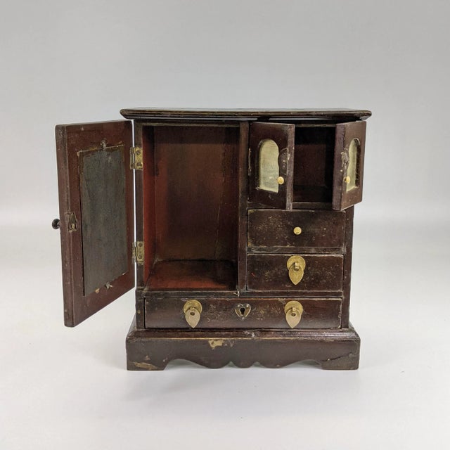 Metal 20th Century Miniature Lacquered Jewelry Box For Sale - Image 7 of 9