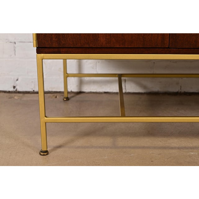 1950s Paul McCobb Irwin Collection Mahogany and Brass Sideboard, Credenza, or Bar Cabinet, Newly Refinished For Sale - Image 12 of 16