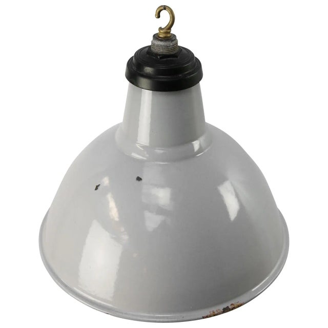 E27 / e26 excluding light bulb and ceiling canopy all lamps have been made suitable by international standards for...