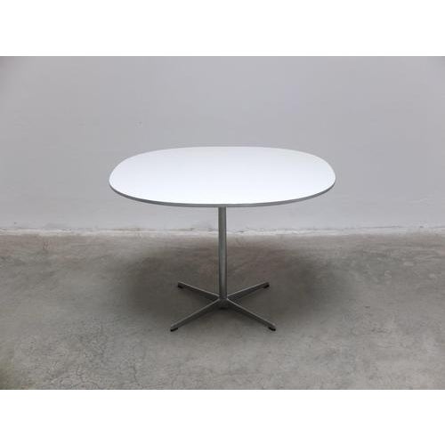 Super-Circular Table by Piet Hein & Bruno Mathsson for Fritz Hansen, 1968 For Sale - Image 3 of 14