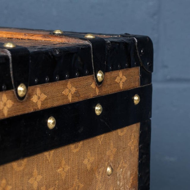 Metal Trunk in Woven Canvas from Louis Vuitton, France, 1900s For Sale - Image 7 of 18