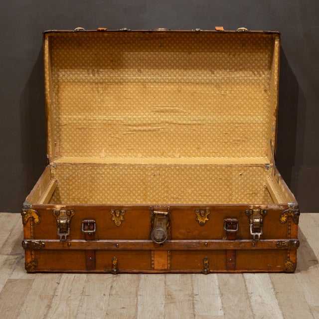 Antique Leather and Wood Cabin Trunk c.1900 For Sale In San Francisco - Image 6 of 8