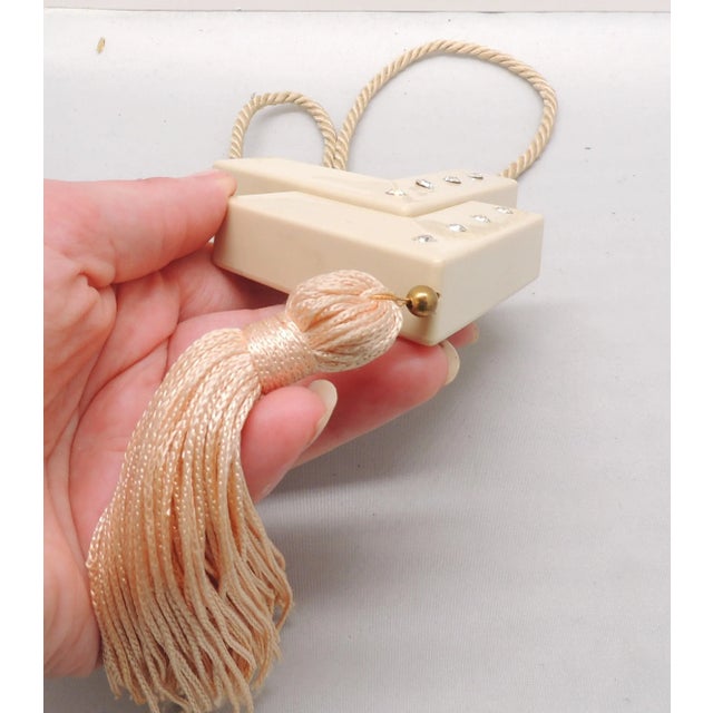 1980s Vintage 1986 Valentino Vv Off White Perfume Tassel Necklace For Sale - Image 5 of 7