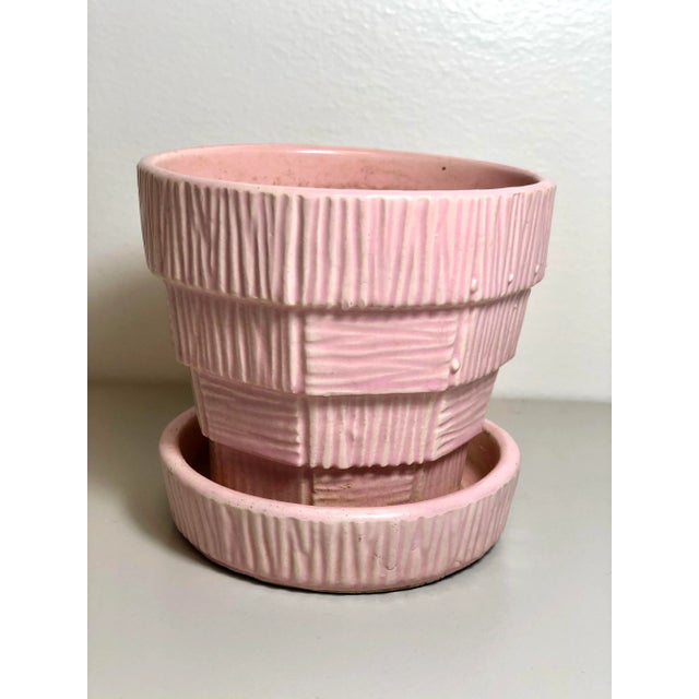 Mid 20th Century McCoy Pottery 1940s - 1960s Small "Pink" Mid-Century Flower Pot and Saucer For Sale - Image 5 of 9