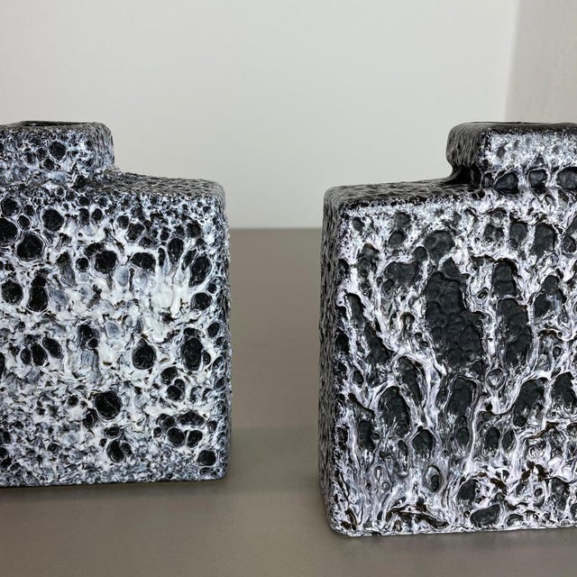 Pottery Fat Lava Cubic Vases in Black-White attributed to Jopeko, Germany, 1970s, Set of 2 For Sale - Image 12 of 18