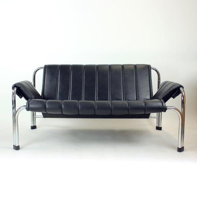 Modernist T 2403 Loveseat by Viliam Chlebo for Kodreta Myjava, Former Czechoslovakia, 1980s For Sale - Image 11 of 11