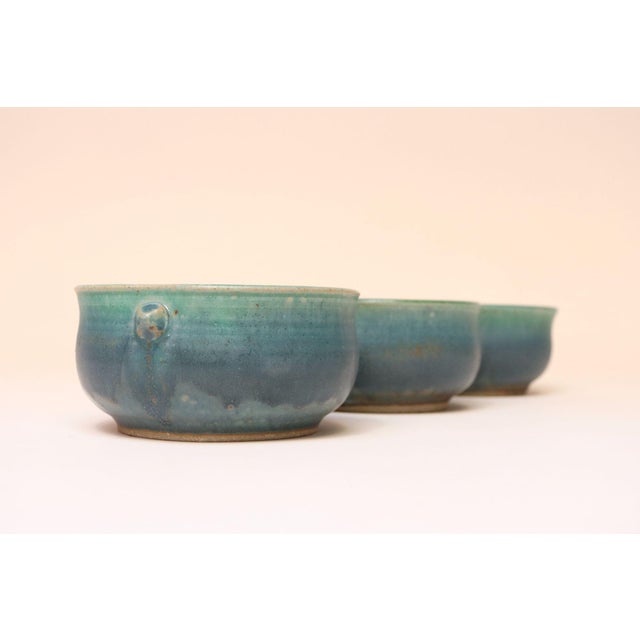 Set of Three Vintage Matte Teal Glaze Studio Ceramic Bowls by Deanna Nichols For Sale - Image 9 of 18