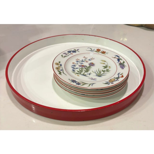 Queen's Garden Floral Plates With Red Rim- Set of 4 For Sale In Palm Springs - Image 6 of 6