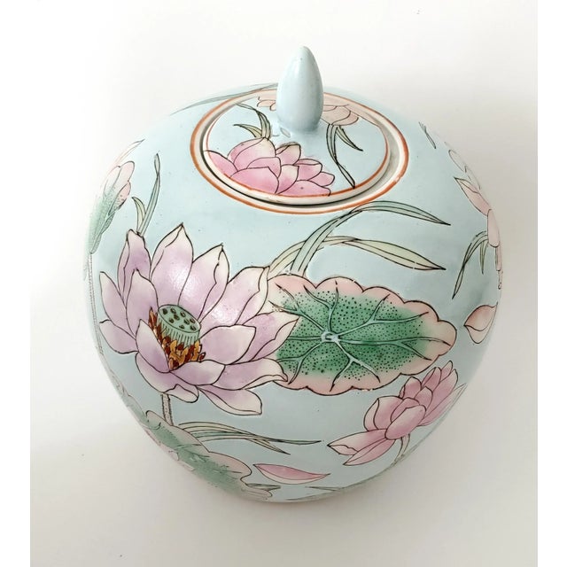 AK Dutch Delftware Light Blue Turquoise Ginger Jar With Flowers For Sale - Image 4 of 7