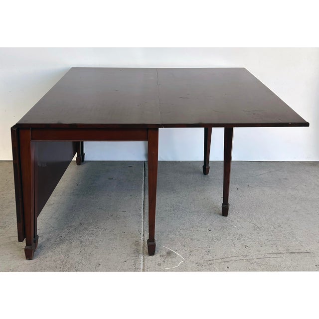 Mid 20th Century 1950s Antique-Style Mahogany Drop-Leaf Gateleg Table For Sale - Image 5 of 10