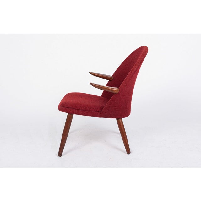 Wood Danish Mid Century Modern Red Upholstery Lounge Chairs by Kurt Olsen, 1960s For Sale - Image 7 of 9
