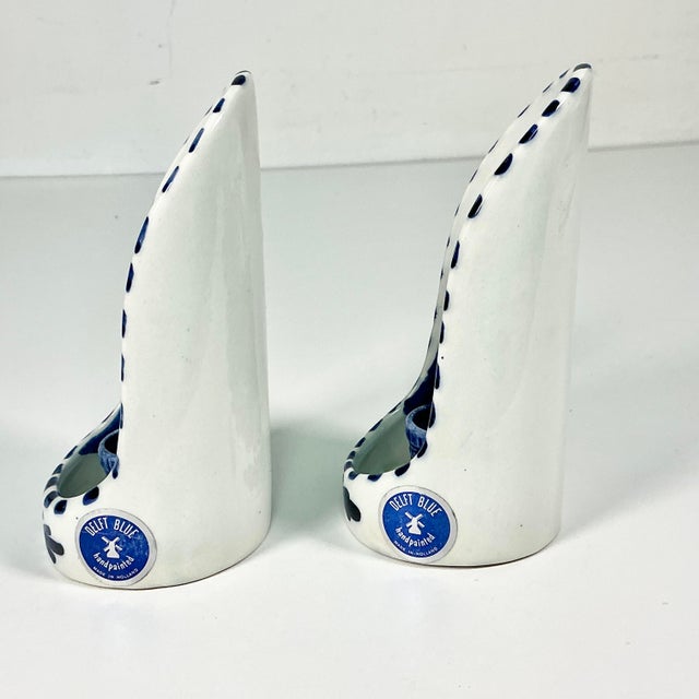 1950s Vintage Holland Delft Boho Chic Handpainted Candleholder Wall Sconces - A Pair. For Sale - Image 13 of 15