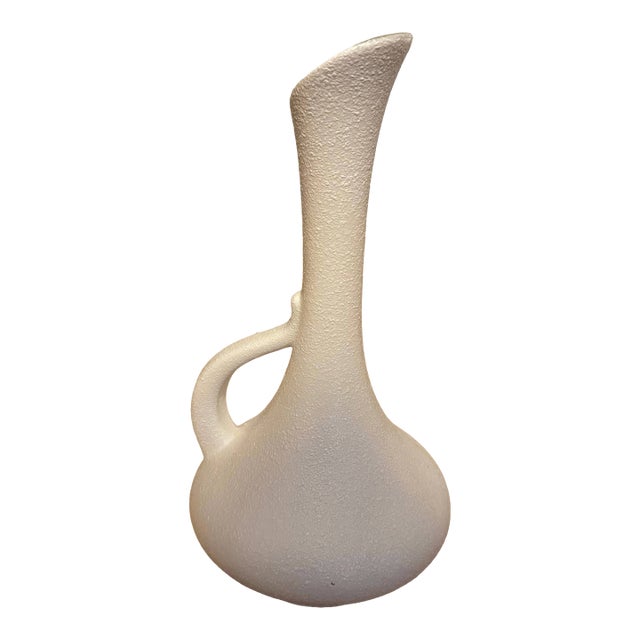 Mid-Century Textured White Vase by Haeger Usa For Sale