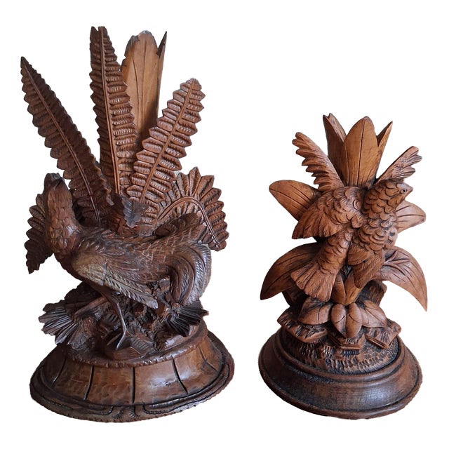Antique Black Forest Hand-Carved Linden Wood Bird Vase Holders, 1890s, Set of 2 For Sale