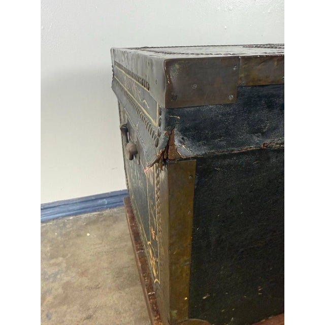19th Century Hand-Painted American Immigrant Trunk For Sale - Image 15 of 17
