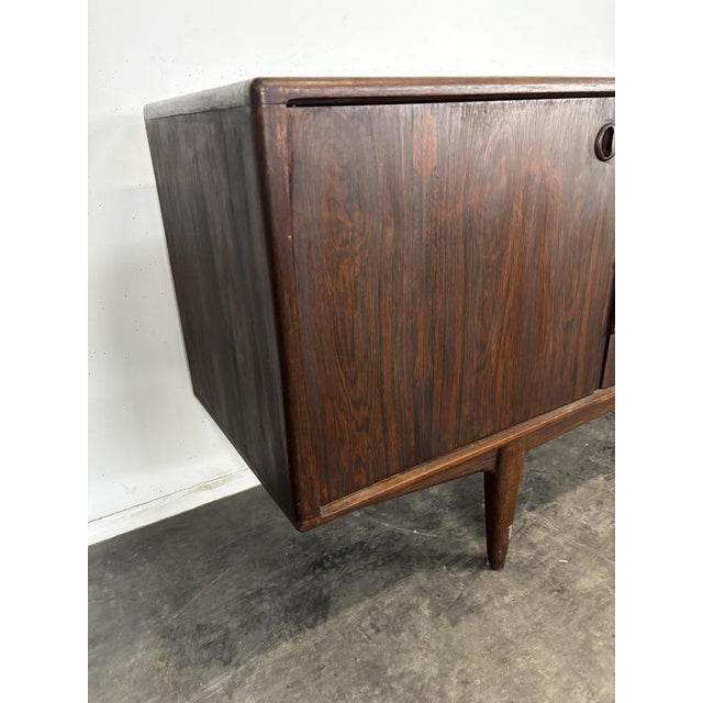 Scandinavian Sideboard in Wood with 2 Doors and 4 Drawers, 1960s For Sale - Image 6 of 8