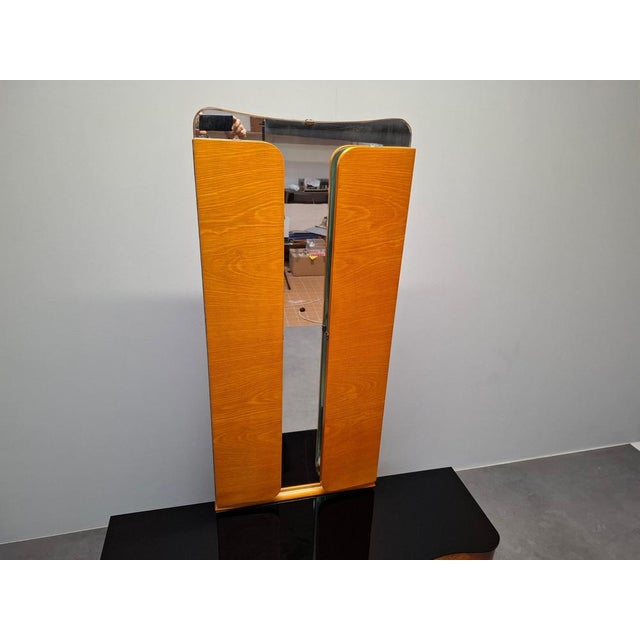 1930s Art Deco Vanity Cabinet from Jindřich Halabala, Czechoslovakia, 1930s For Sale - Image 5 of 18