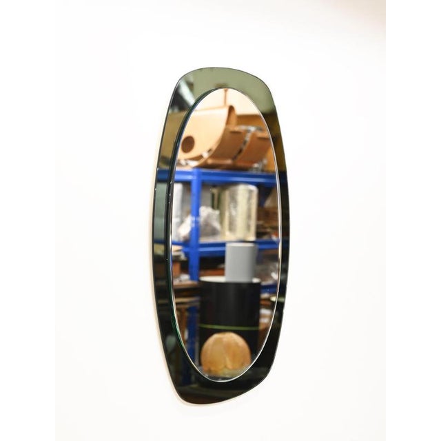 1960s Vintage Italian Oval Sage Green Beveled Mirror from Cristal Art, 1960s For Sale - Image 5 of 12