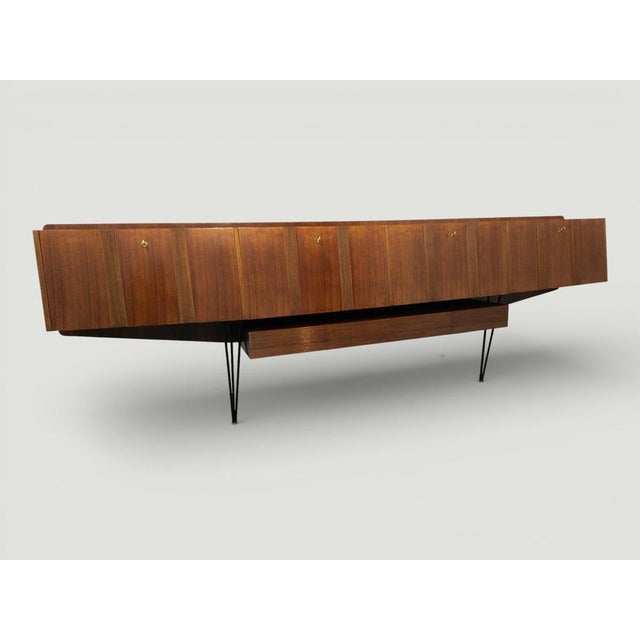 Long Mid-Century Italian Sideboard in Walnut, 1950s For Sale - Image 6 of 18