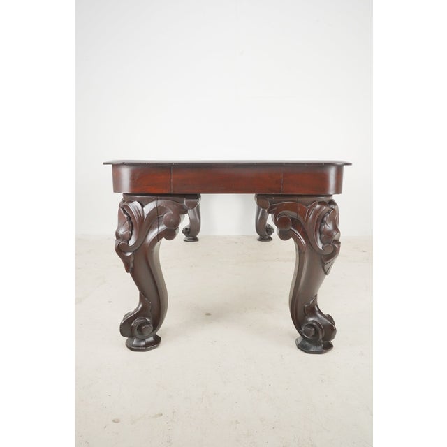 Mid 20th Century Chippendale Carved Wooden Sofa Accent Table For Sale - Image 16 of 16
