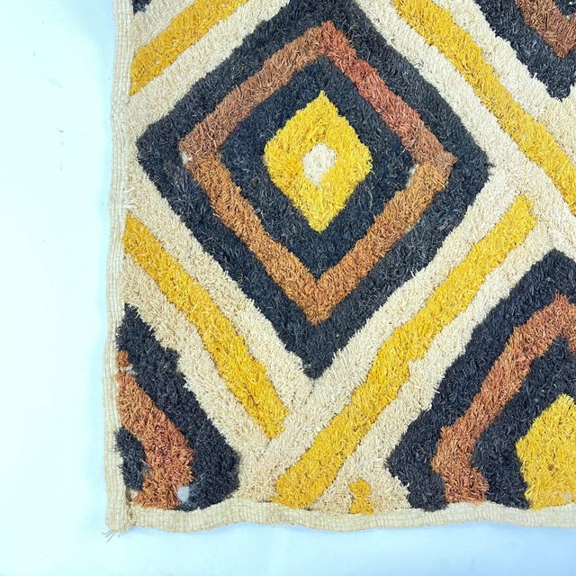 Early 20th Century Kuba Shoowa Square 24x20 Inch For Sale - Image 4 of 6