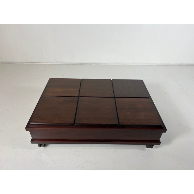 Mid-Century Modern Coffee Table, Italy, 1960s, in Very Good conditions. Designed 1960 to 1969