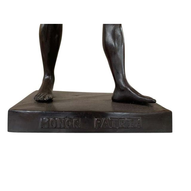 Italian Bronze Roman Gladiator Statue with Honor Patria Inscription, 20th Century For Sale - Image 6 of 9