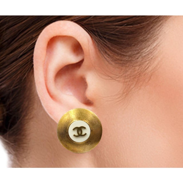 Chanel Vintage Gold Plated CC White Disc Clip On Earrings *Marked 94 *Made in France *Comes with the original box -It is...