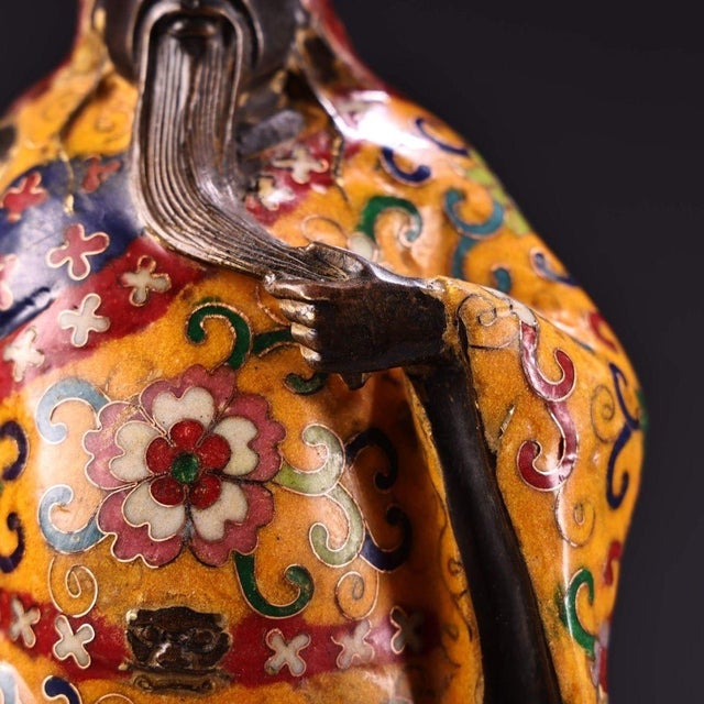 Vintage Chinese Cloisonné Enamel Guan Gong Figure | 9.4lb Copper Statue With Halberd For Sale - Image 9 of 10