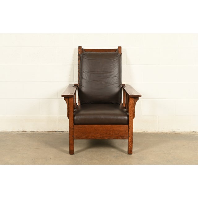 A gorgeous antique Mission or Arts & Crafts period Morris reclining lounge chair By Lifetime Furniture USA, Circa 1910...