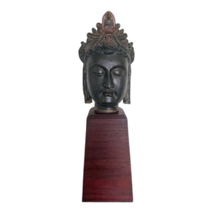 19th Century Large Fine Bronze Head of Bodhisattva Avalokitesvara Qing Dynasty