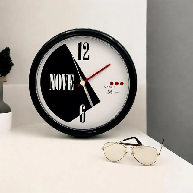 Geometric Wall Clock with Lacquered Black Frame from Veglia Borletti Milano, 1980s For Sale - Image 10 of 11