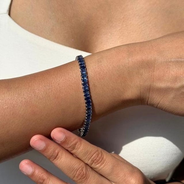 VRJewels Luxury 15.54 Carat Natural Royal Blue Sapphire Bracelet in 14k Gold For Sale - Image 9 of 17